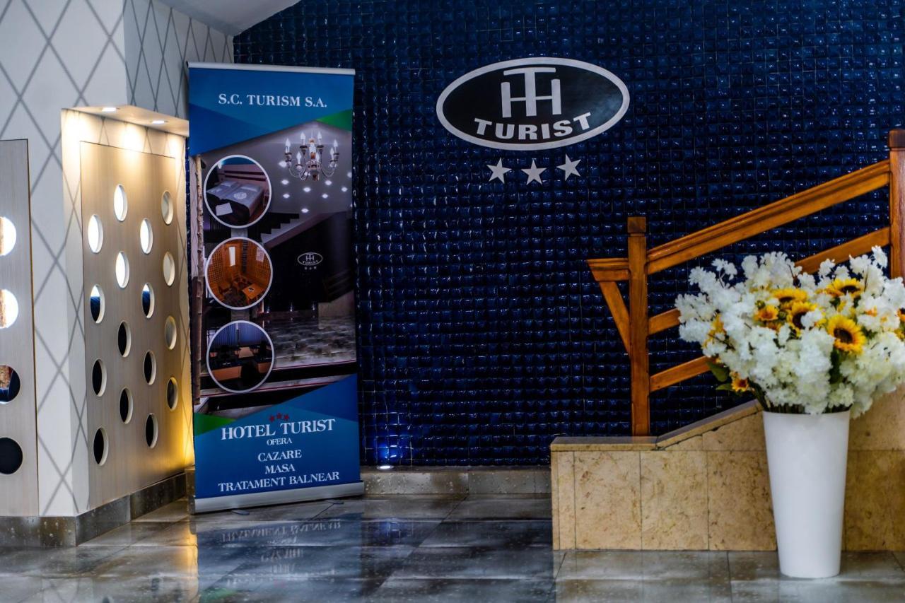Hotel Turist Pucioasa 외부 사진