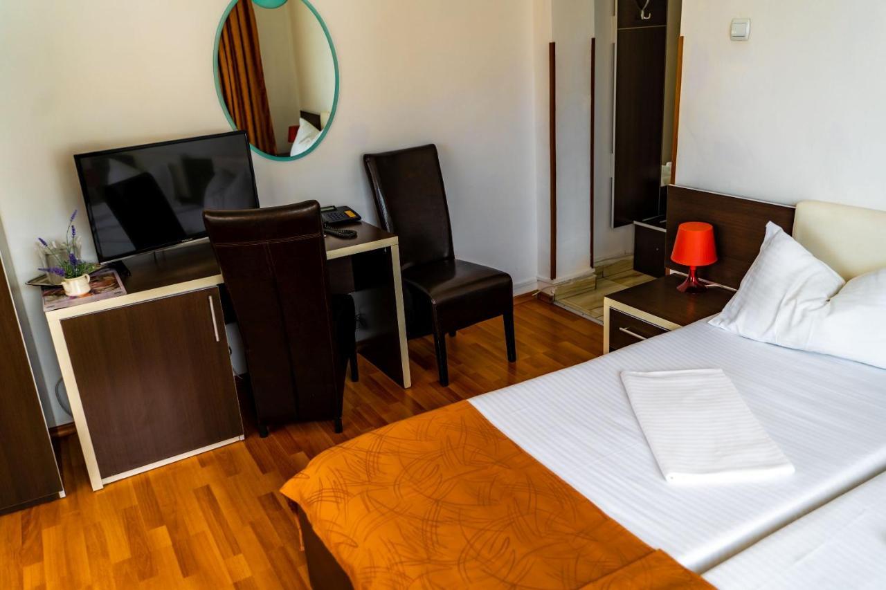 Hotel Turist Pucioasa 외부 사진