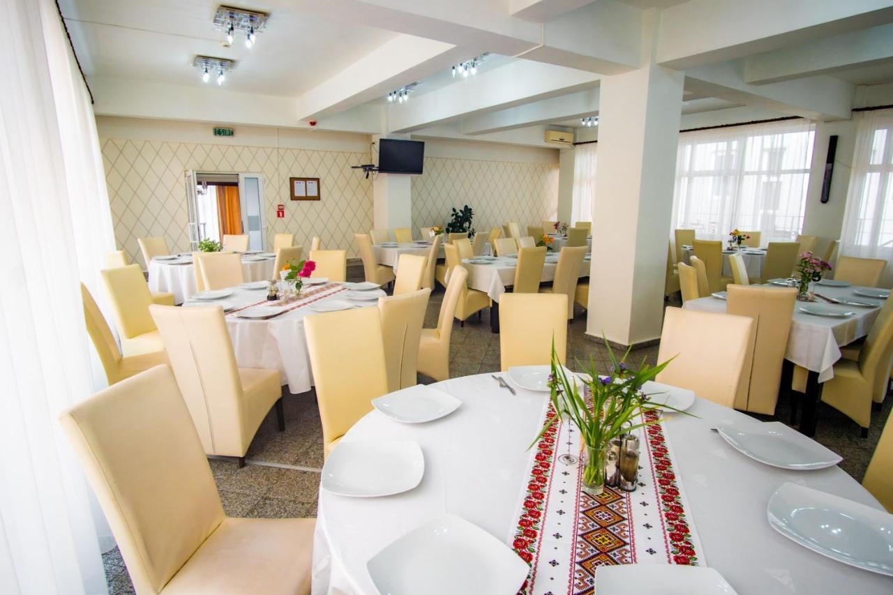 Hotel Turist Pucioasa 외부 사진