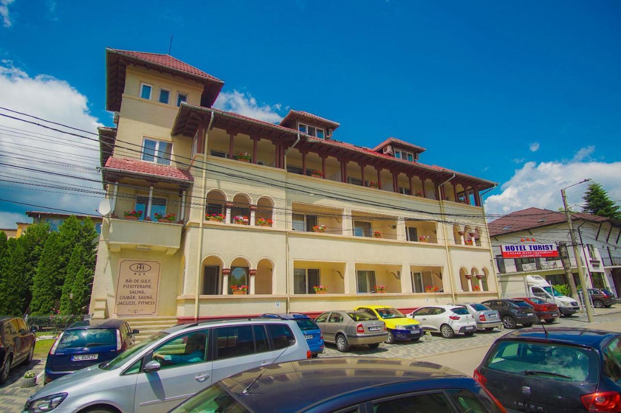 Hotel Turist Pucioasa 외부 사진