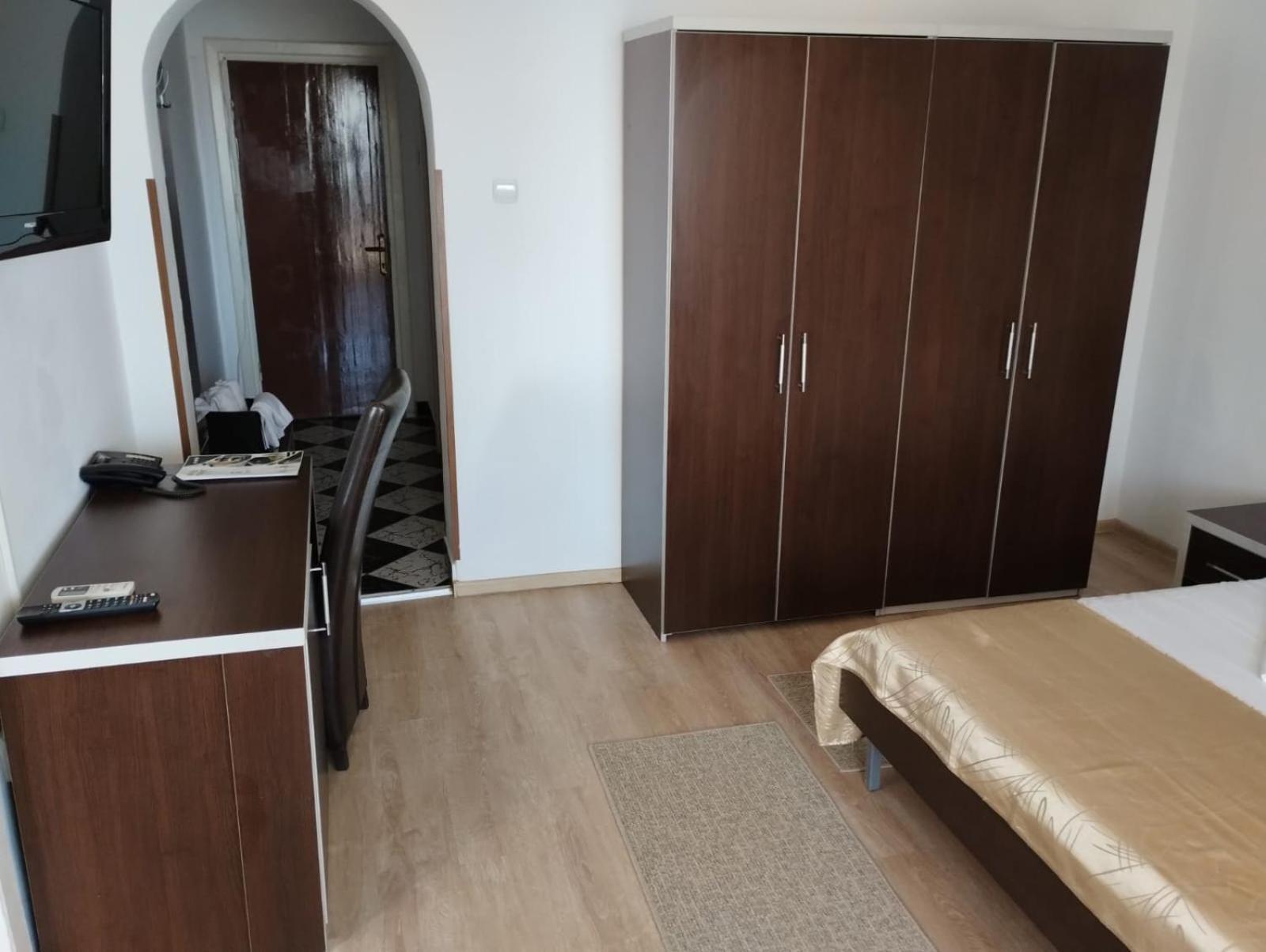 Hotel Turist Pucioasa 외부 사진